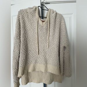Super cozy popcorn sweater! Perfect for layering over a t-shirt this fall!